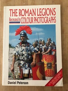 Uniform Books Europa Militaria Series - Imagen 1 de 3