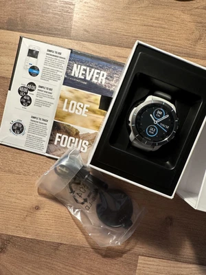 Wahoo Elemnt Rival Multisoirt GPS Uhr - Bild 1 von 4