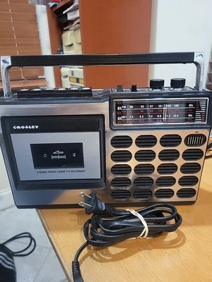 Radio Cassette Grabadora Boombox Crosley CT100B-SI 4 Bandas - AM/FM/SW1/SW2 - USB Foto 1 de 4