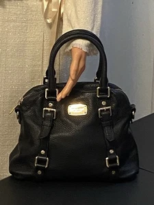 Michael Kors Bedford Black Pebbled Leather Bag Zipper Buckle Belted Satchel Tote - Picture 1 of 17