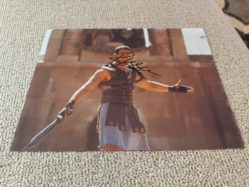 Foto 8x10 autografiada firmada por Russell Crowe en Gladiador con prueba y certificado de autenticidad auténtica Foto 1 de 4