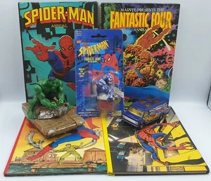 MARVEL SUPERHEROES: FANTÁSTICOS CUATRO, SPIDER-MAN, HULK ANUALES, PAQUETE DE MODELOS - Imagen 1 de 12