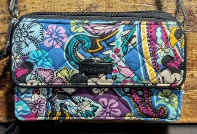 Disney Vera Bradley Mickey Paisley Celebración Cartera RFID Bandolera Todo en Uno Foto 1 de 4