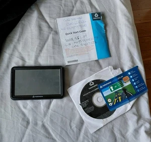 Navman MOVE 75 LM Lifetime Maps Edition GPS Car Navigation Device $4 EXPRESS  - Picture 1 of 2