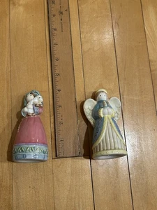 Vintage Enesco Kim Lawrence Weihnachten Design 4" Salz & Pfefferstreuer 1998-schön - Bild 1 von 15