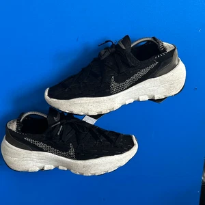 Nike Space Hippie 04 Womens Sneakers Black Smoke Grey Size 10.5 DA2725-001 - Picture 1 of 6