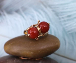 Solid 18K Yellow Gold Red Jade Cabochon Bypass Ring Size 5.75 Terracotta Luck - Picture 1 of 10