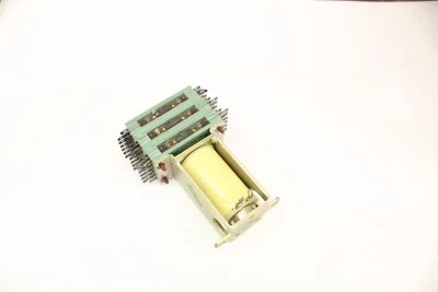 901-36C-28 T-BAR 28VDC 150OHM SWITCH RELAY - Image 1 of 2