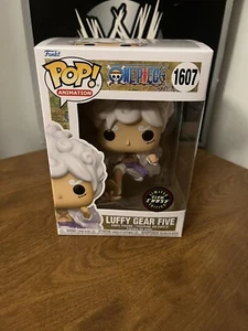 Funko Pop One Piece Luffy Gear Five Glow Chase #1607 - Picture 1 of 1