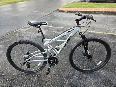 bicicleta bicicleta de montaña 29', mangosta, impasse Foto 1 de 4