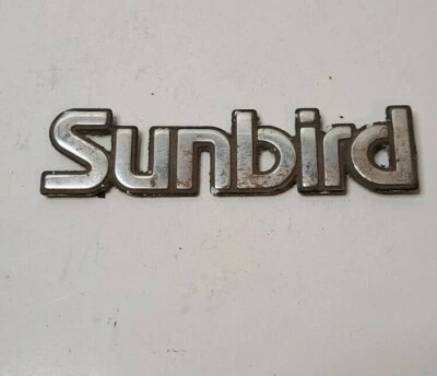 庞蒂亚克太阳鸟板徽章徽章复古金属 — 第 1/4 张图片