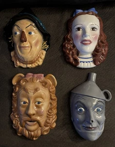 Vintage Turner Entertainment Zauberer von Oz Keramik Vogelscheuche Dorothy Blech Mann Löwe - Bild 1 von 5