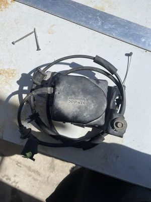 Unidad de módulo de actuador de motor de control de crucero Acura RSX 06 030100-1330 Foto 1 de 2