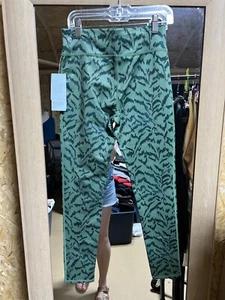 Zella Green Zebra Girl's Athletic Leggings- Size XL (14/16) - Picture 1 of 6
