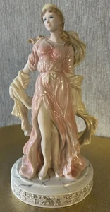 WEDGWOOD LADY FIGUR THE CLASSIC COLLECTION ZAUBERPORZELLAN PERFEKT - Bild 1 von 7
