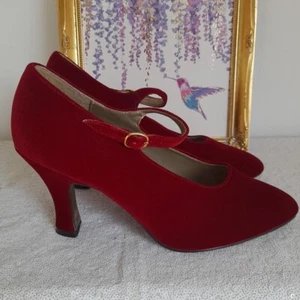 Vintage Velvet Shoes size 7 burgundy red mary jane strap high heel occasion - Picture 1 of 12