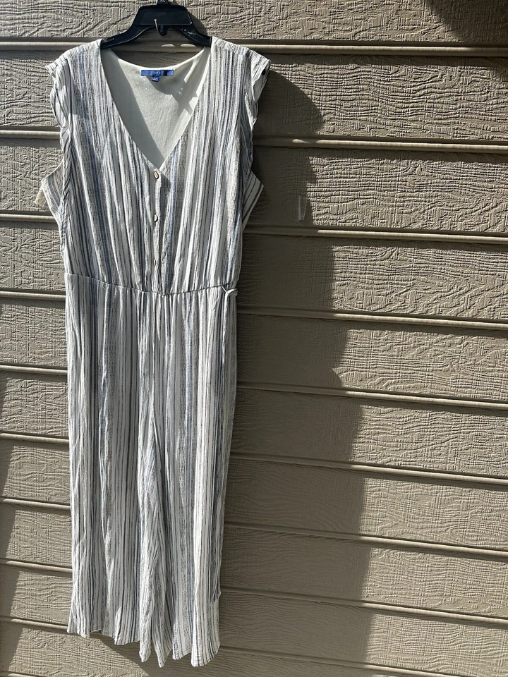 Apt 9 Women's Blue/White / Black Striped Overall Outfit Size XXL - Image 1 of 2