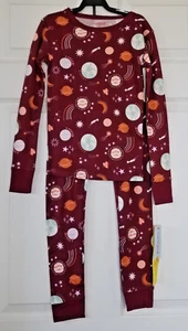 CAT & JACK Boys' Burgundy Outer Space 2 Piece Pajama Set Snug Fit Size 8 NWT - Picture 1 of 7