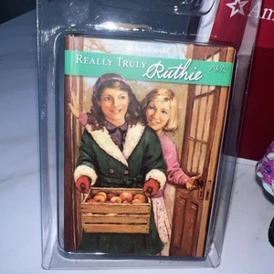 American Girl Mini 6" Puppe Ruthie Smithens im Outfit mit Box im Ruhestand - Bild 1 von 13