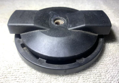 2008-2015 Cadillac CTS Sedan OEM pneu sobressalente e aro retentor de roda porca de retenção - Imagem 1 de 4