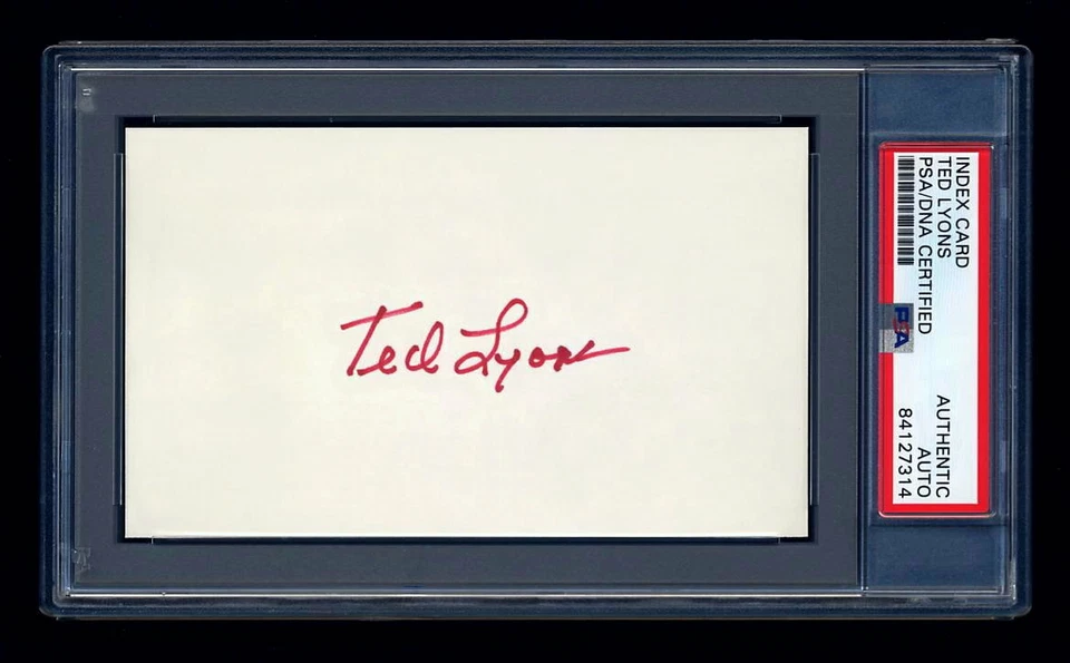 TED LYONS SIGNED INDEX CARD MINT PSA/DNA SLABBED AUTOGRAPH HOF WHITE SOX - Image 1 of 1