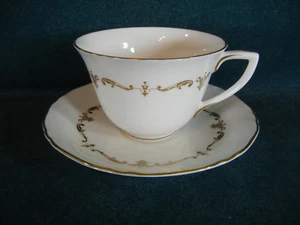 Royal Worcester Gold Chantilly Cup and Saucer Set(s) - Picture 1 of 4