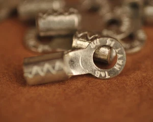 Thomas & Betts D8-14 Navy 3/16" Bolt Bare Ring Terminal 24 pcs. - Picture 1 of 4