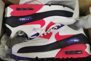 white red black air max 90
