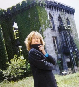 LINDA FAIRSTEIN clipping NYC prosecutor 1997 color photo Alexandra Cooper author - Picture 1 of 1