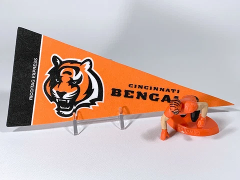 NFL Mini Combo CINCINNATI BENGALS 4x9" Mini Pennant & 2014 McD's Madden Figure Cover