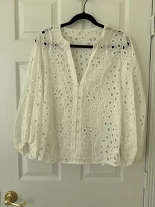 White Cotton Eyelet Style Top Ruffled Collar Long Sleeves Unbranded EUC - Picture 1 of 7