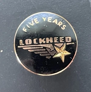 Vtg Lockheed 5 Year Employee Service Award 10K GF Black Enamel Lapel Pin - Picture 1 of 3