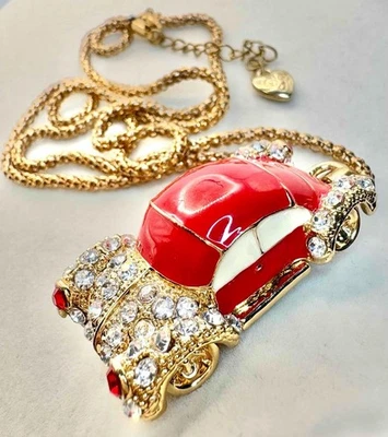 Collar Vintage Betsey Johnson 3D Rojo Coche VW Bug Colgante Estrás Oro Rosa Foto 1 de 4