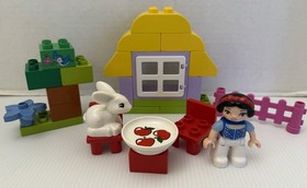Lego DUPLO Disney Princess Snow White&rsquo;s Cottage 6152 - See Pics