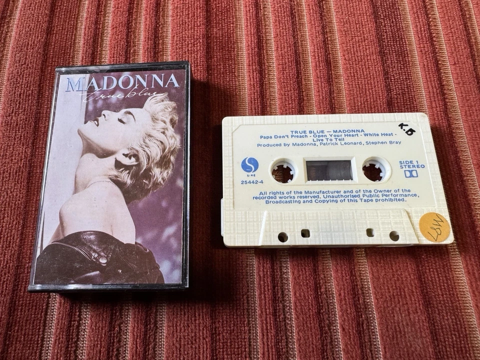 MADONNA - TRUE BLUE * Cassette Tape Album  (1986) 1980s SIR 25442-4 [New Case] - Image 1 of 4