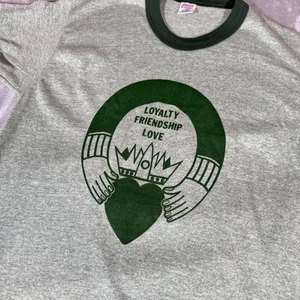 Camiseta Vintage Lealtad Amistad Amor Timbre Para Hombre L (Se Ajusta a M) Hecha en EE. UU. Años 80  - Imagen 1 de 6