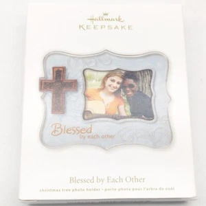 2012 Hallmark Ornament Blessed By Each Other Christmas Tree Photo Holder Cross - Picture 1 of 2