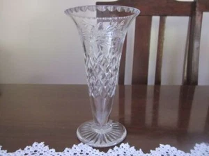 VINTAGE BEAUTIFUL TUDOR CRYSTAL VASE - Bild 1 von 6