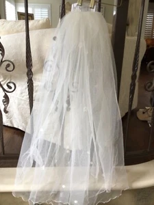 Velo de novia de boda NUEVO dos niveles flores de seda peine longitud codo borde rizado marfil - Imagen 1 de 6