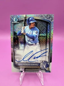 2025 Bowman Chrome - Ramon Ramirez Mojo Refractor Auto #BMA-RR Royals - Picture 1 of 2
