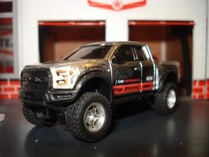 2017 FORD F-150 RAPTOR 4X4 PICKUP TRUCK CUSTOM EDITION 1/64 HW OFF ROAD COOL - Picture 1 of 4