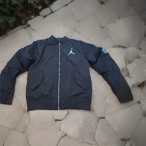 Michael Jordan Coat Boy's Winter Black Size: Medium (10-12yr) Puffy #23Jordan - Picture 1 of 6