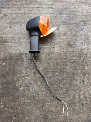 86-06 2003 KAWASAKI CONCOURS ZG1000 INTERMITENTE INTERMITENTE TRASERO IZQUIERDO INDICADOR DERECHO Foto 1 de 4