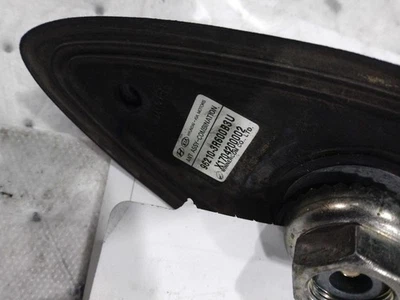 Antena usada compatible con: Kia Cadenza 2015 grado B Foto 1 de 4