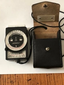 Analog Universal handy light meter Leningrad-7 Ukrainian with instructions  - Picture 1 of 1