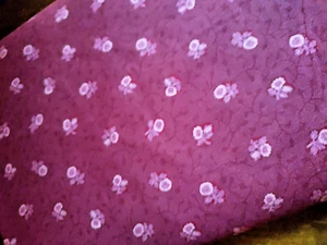 FABRIC REMNANT NOS MAROON LIGHT WEIGHT COTTON WITH DARK PINK FLOWERS 2 YDS X 46" - Picture 1 of 3