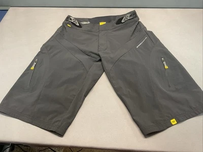 Mavic Men's Altium ERGORIDE Trail Cycling Shorts Black Large - Image 1 of 4