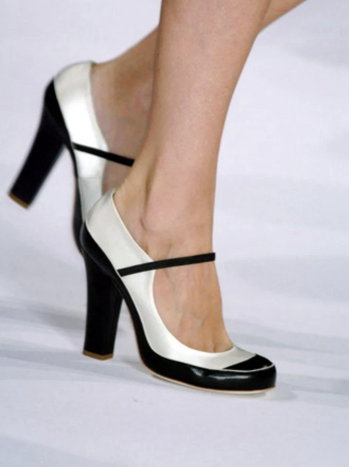 Vintage Marc Jacobs Black White Mary Jane Pumps Heels 2005 Y2K Silk Leather 8 US - Image 1 of 4