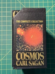 Carl Sagan 1989 Cosmos Collection - 7 VHS Set With Paperback Book - Imagen 1 de 8