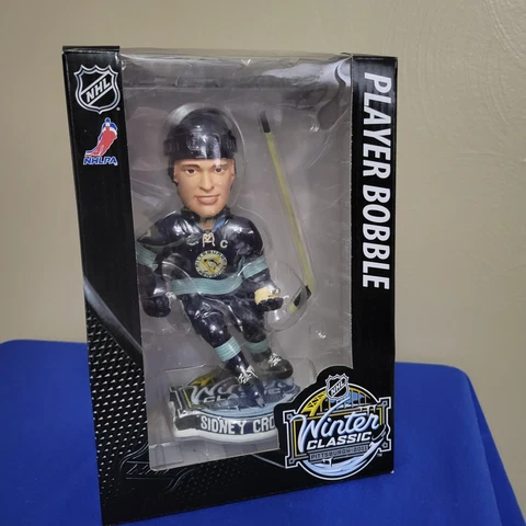 Sidney Crosby Pittsburgh Penguins 2011 Winter Classic BOBBLEHEAD Blue Jersey #d Cover